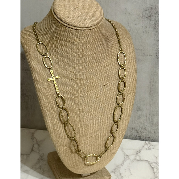 West & Co. Vintage Gold Toned Textured Loop Link Cross Long Necklace 28-39" - Picture 2 of 5